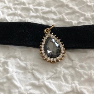 Velvet choker